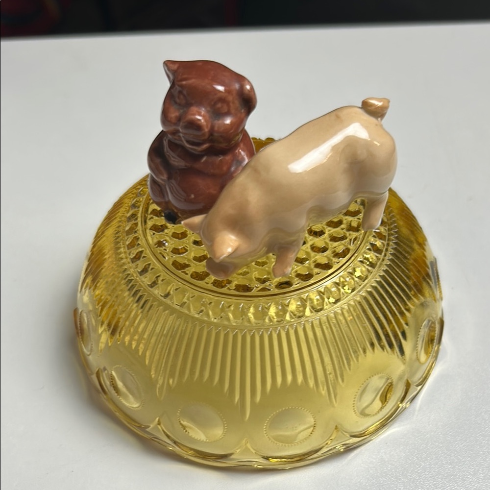 Lot of Two Vintage Pig Figurines